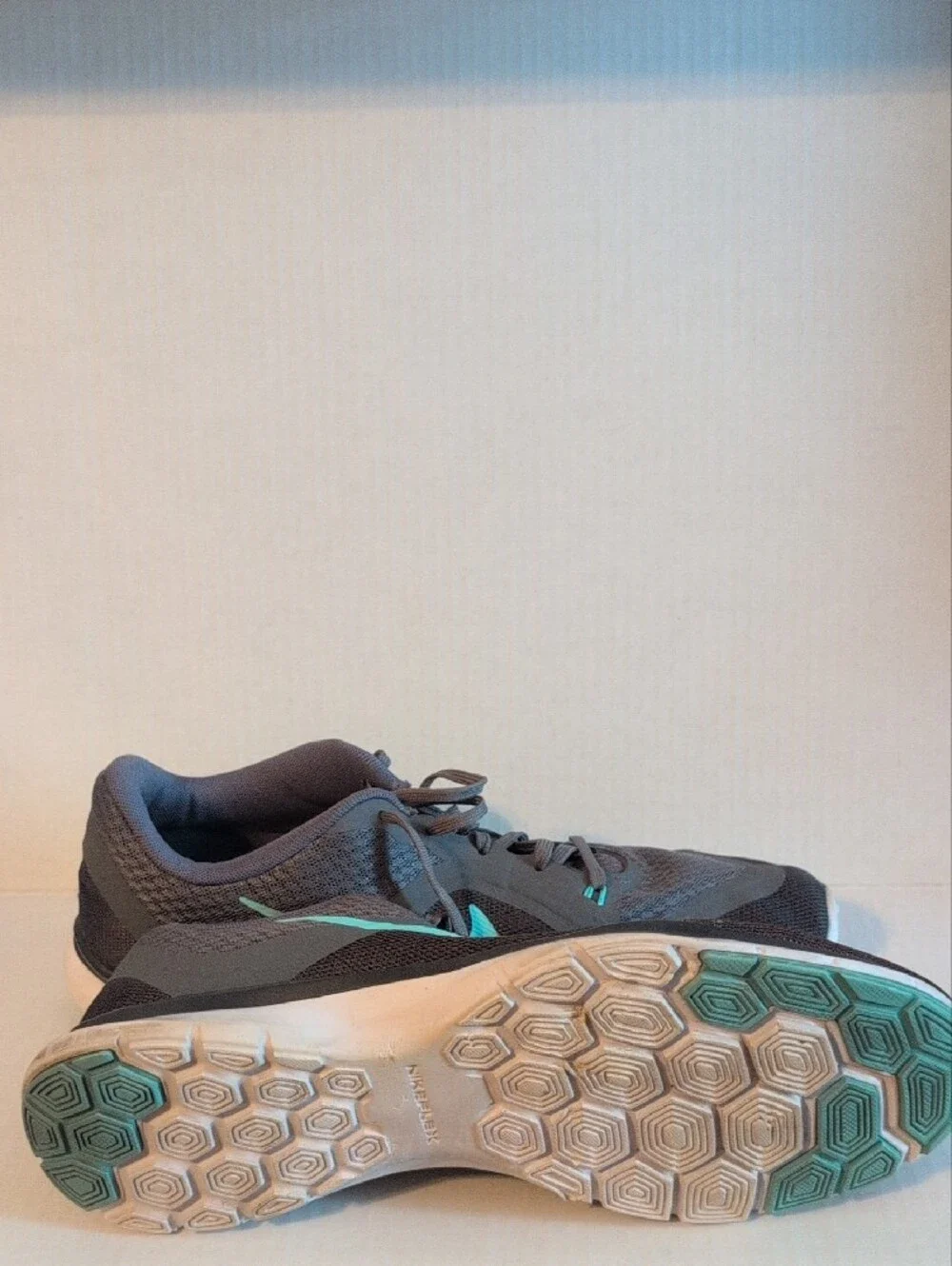 Nike breathable gray